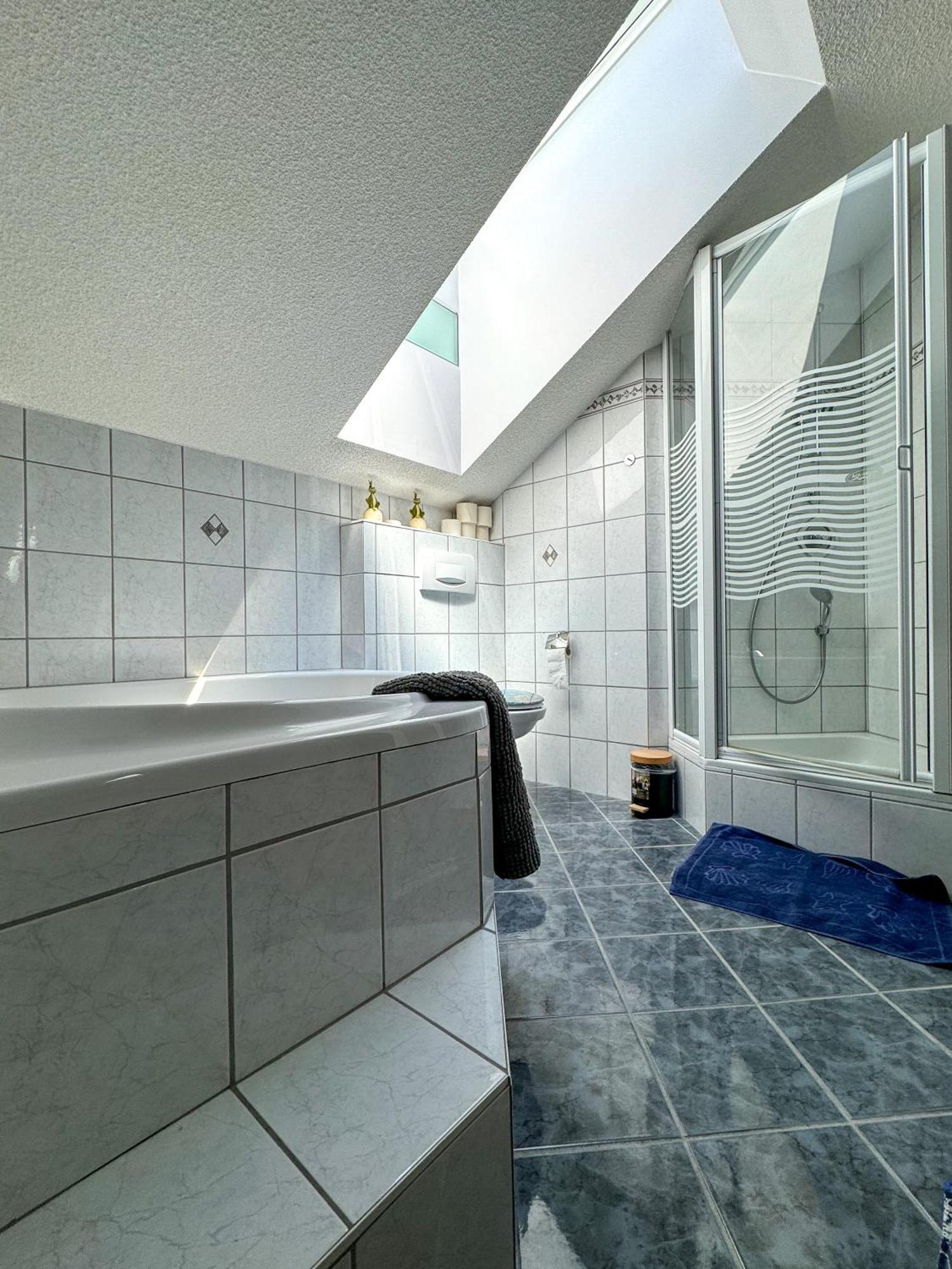 Stadt & See Appartement Penthouse Inkl Mic Card Spittal an der Drau Bagian luar foto