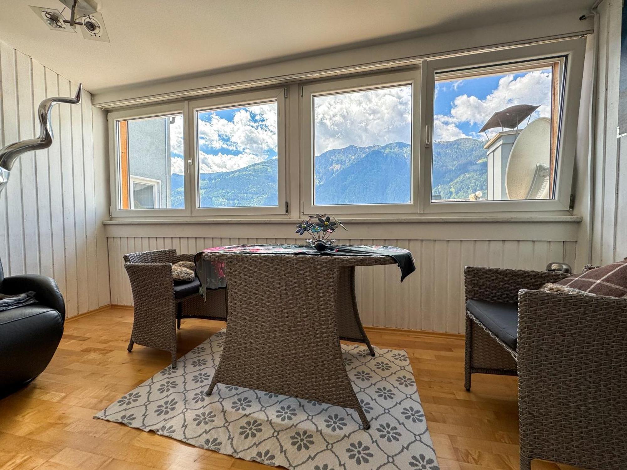 Stadt & See Appartement Penthouse Inkl Mic Card Spittal an der Drau Bagian luar foto