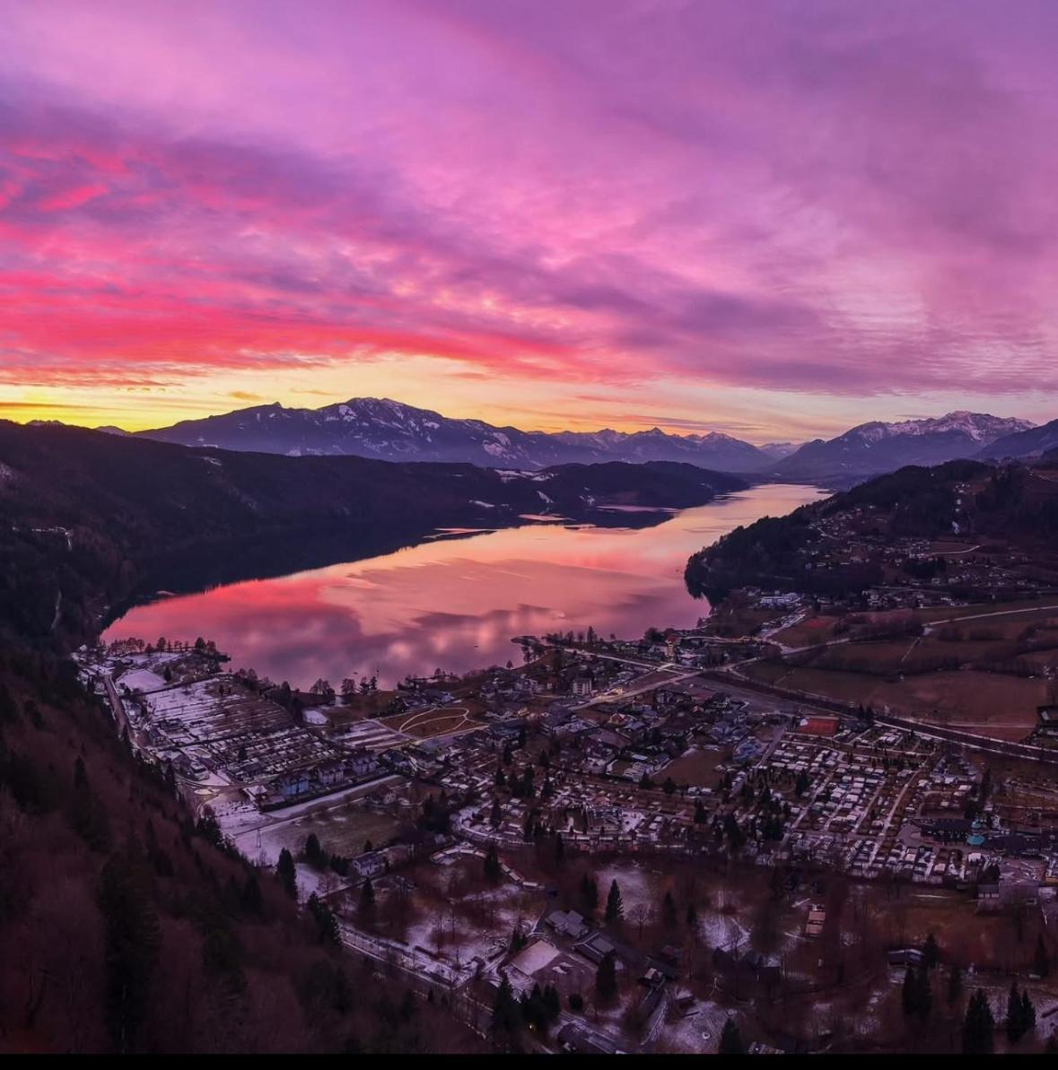 Stadt & See Appartement Penthouse Inkl Mic Card Spittal an der Drau Bagian luar foto